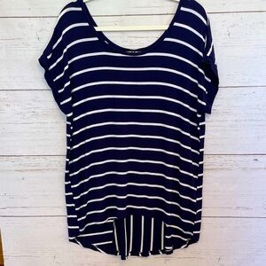 Cable & Gauge Navy Blue and White Striped Top, size L